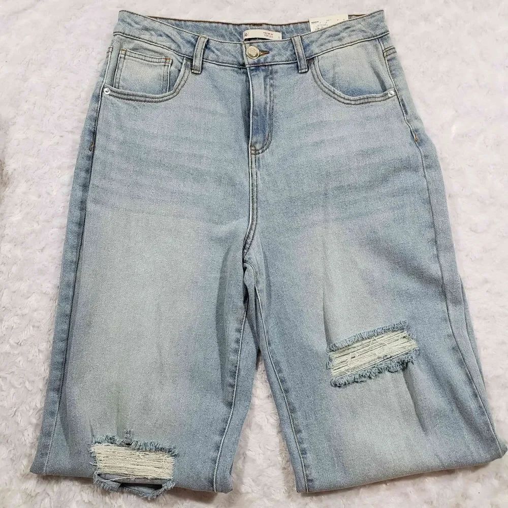 SO High Rise Wide Leg 90s inspired super soft Light Wash jeans Size 11